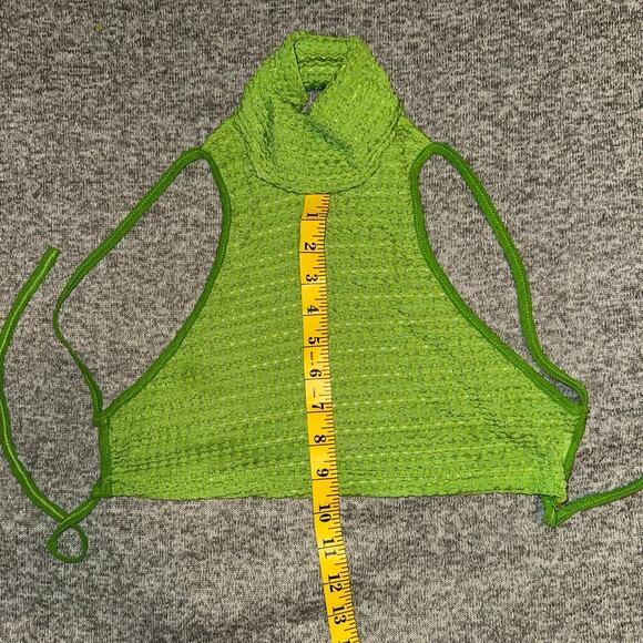 Green High Neck Lace Up Crop Top - Picture 4 of 9